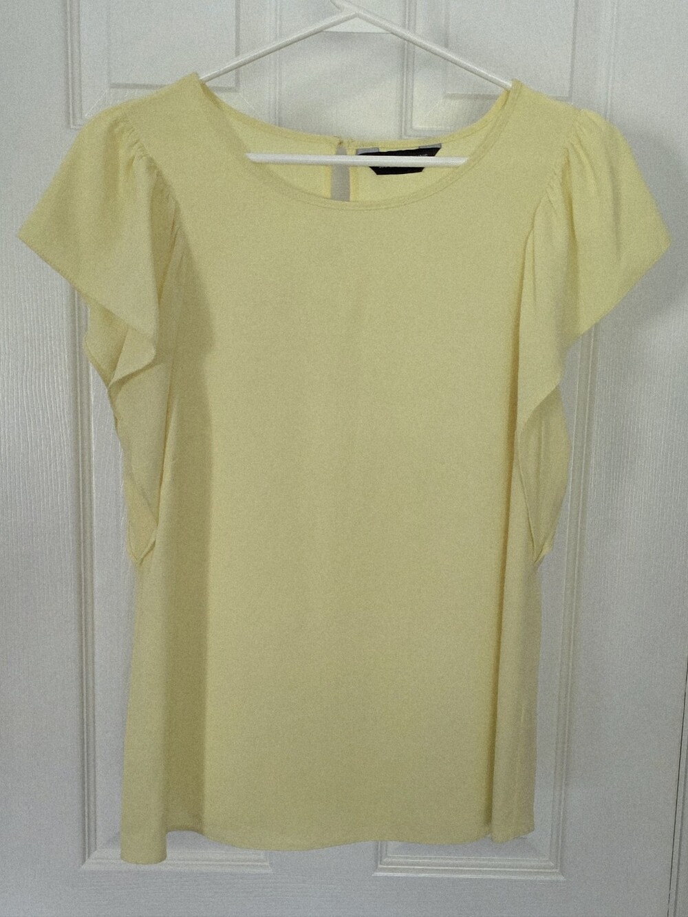 Dorothy Perkins Flutter Sleeve Blouse